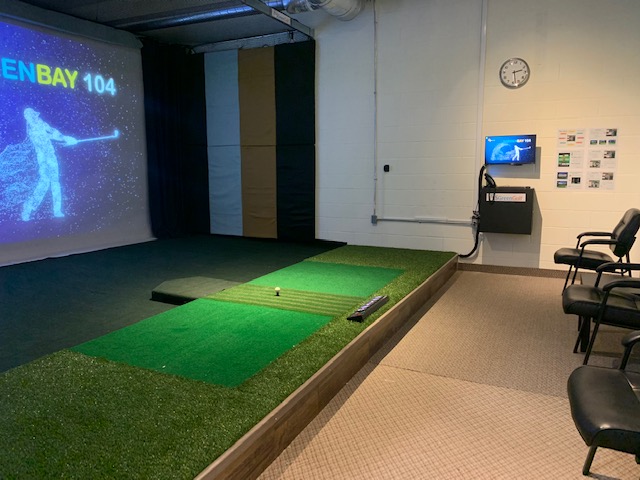 golf simulation room